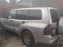 A picture of MISTIBUSHI MONTERO JEEP
