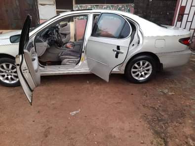 A picture of Es300 for sale 3 4m last Buyer settles 100k Everything