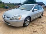 A picture of Honda Accord 2004
