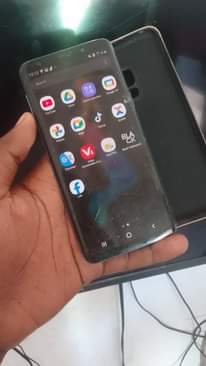 A picture of SAMSUNG GALAXY S9