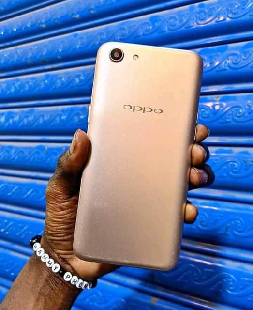A picture of Oppo a83