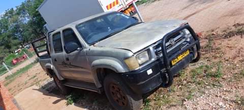 used toyota hilux
