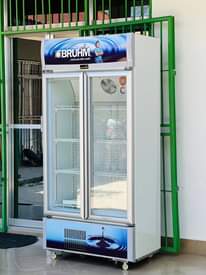 A picture of Fridge mpyaaaaaaa Lita 409 Bei ni 1 500 000 Pigaa