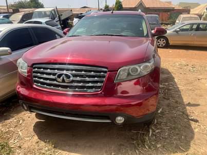 A picture of Nigerian used infinti