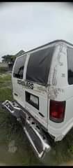 A picture of FORD BUS