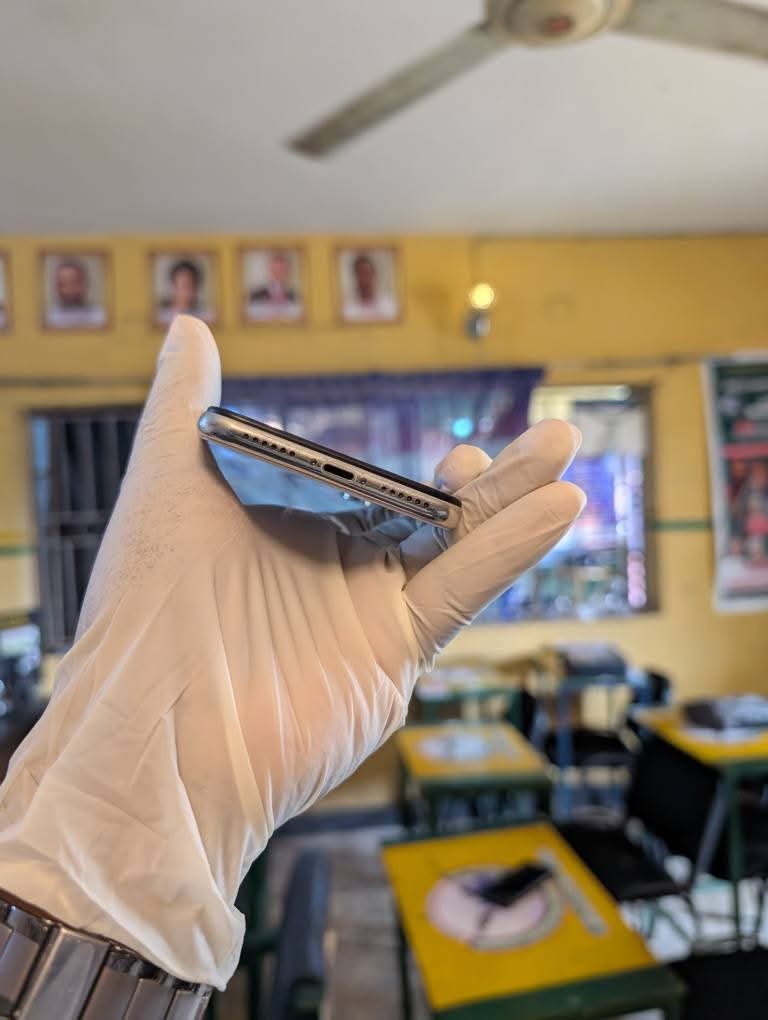 A picture of iPhone x