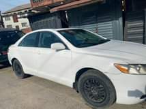 A picture of Awoof dealer PRICE Registered Toyota Camry LE untoched engine factory