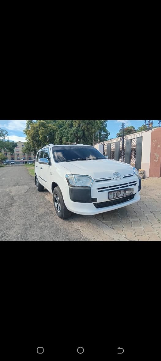 A picture of 860000 0721992551 thika