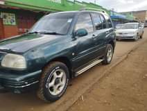 suzuki escudo