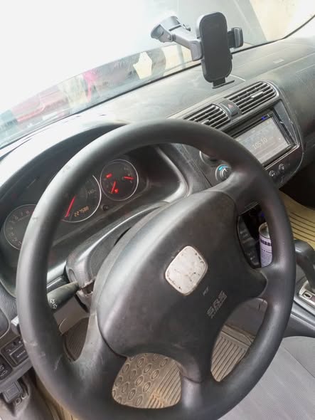 A picture of Honda Civic 05 model