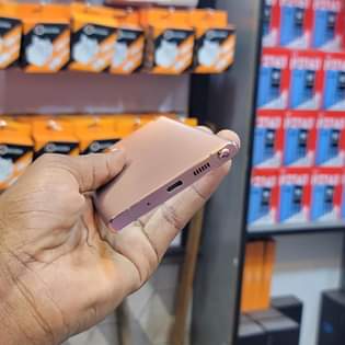 A picture of SAMSUNG GALAXY S21 ULTRA USED FROM DUBAI CLEAN OFA OFA