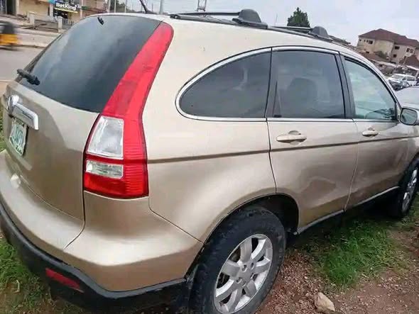 A picture of HONDA CRV 2009