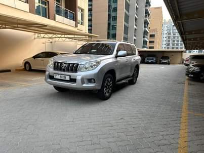 A picture of TOYOTA PRADO 2013