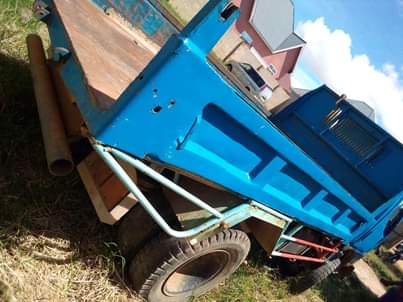 A picture of Canta tip injn35 tajir anauza 14ml njoo kague ukiitaji pig