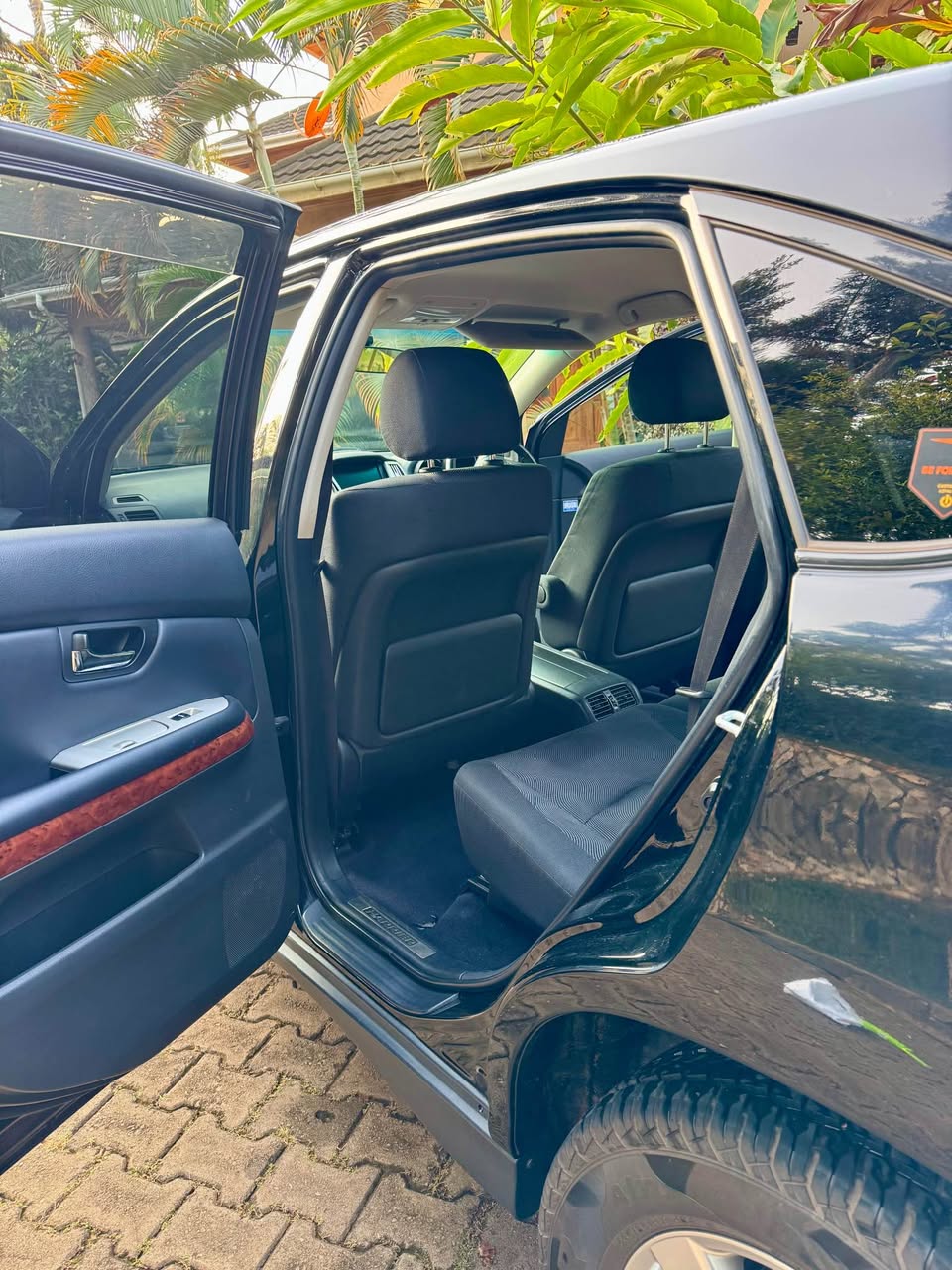A picture of Harrier 2012 for Sale First owner 