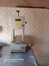 A picture of MASHINE YA MEZANI KUKATIA NYAMA MEAT SAW MACHINE