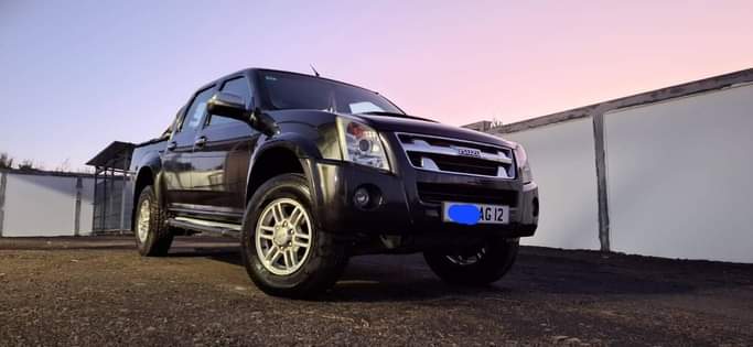 isuzu