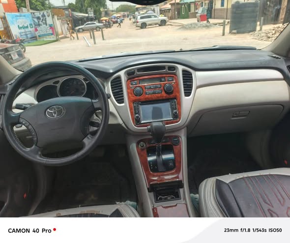 A picture of 2006 Toyota Highlander