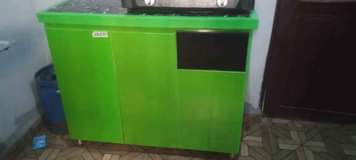 A picture of Kitchen cabinet