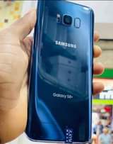 A picture of Samsung Galaxy S8 at 380k With 64Gb storage Call me