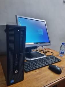 A picture of Hp elitedesk desktop Computer Core i3