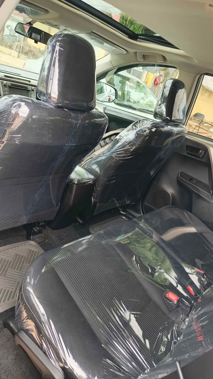 A picture of 2015 Toyota Rav4