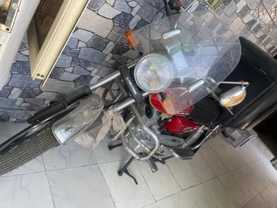 A picture of Distress sales Bike for sale.. bought brand all documents intact..