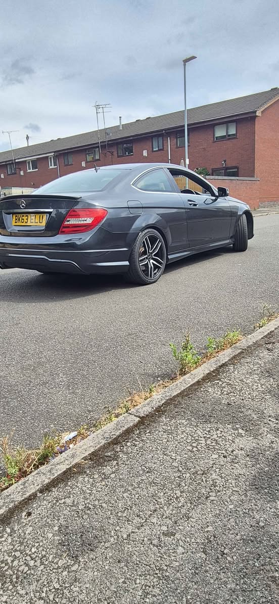 mercedes benz c220