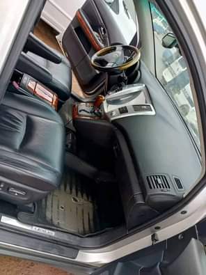A picture of Highest grade Lexus RX 330 Everything is intact and untouched