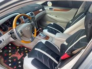 A picture of This is pristine clean lexus Es330 2005 model first owner