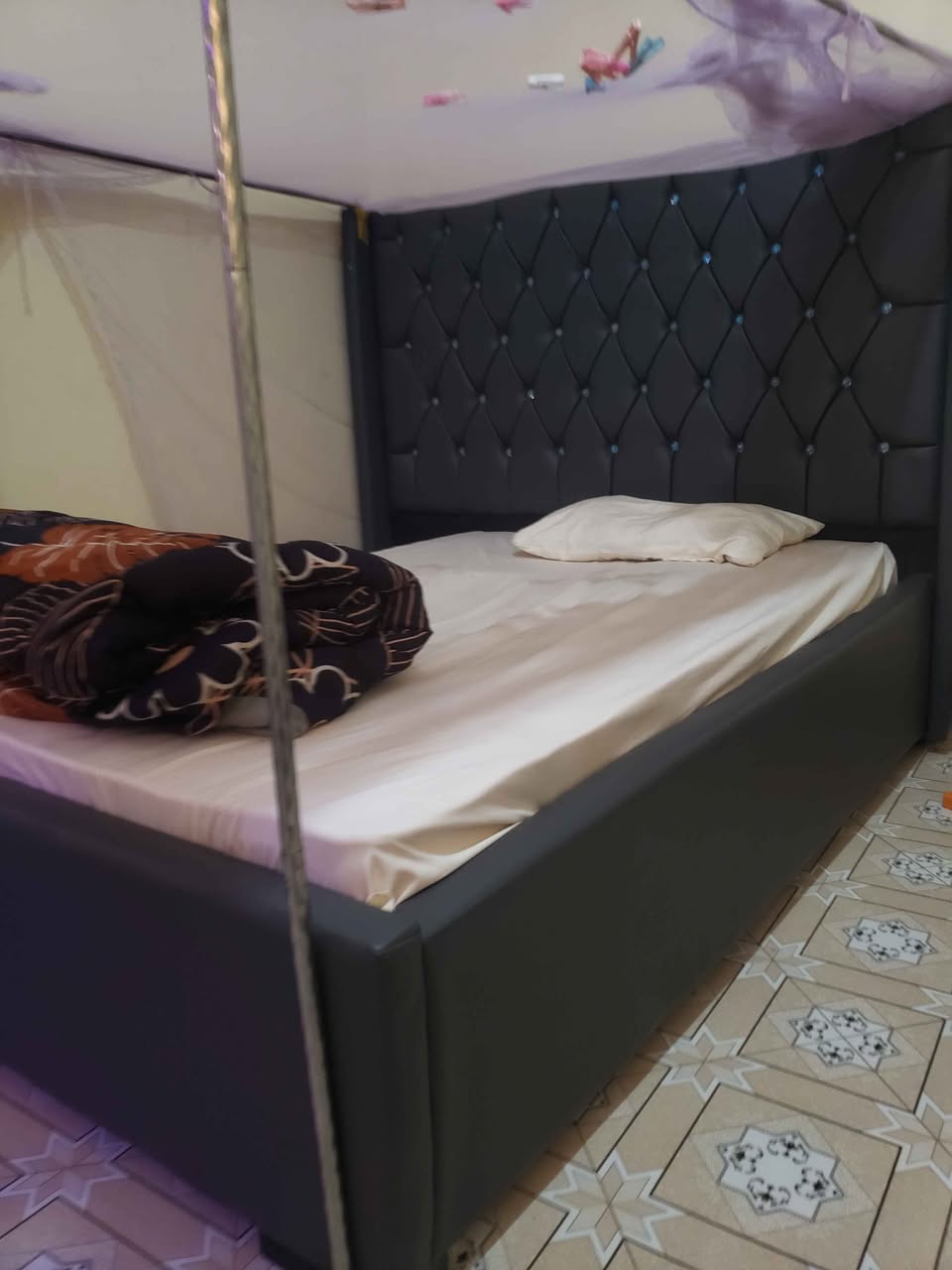 A picture of Bed