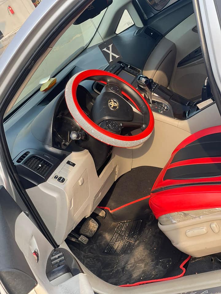A picture of 2004 Toyota Camry