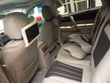 A picture of Toyota Highlander 2013 model for sale Sound untampered engine and