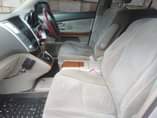 A picture of Harrier UBD silver on a quick sale UGX38m Tel 0700735093