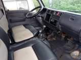 A picture of Toyota Dyna is for sales. Price 950 000 Call if
