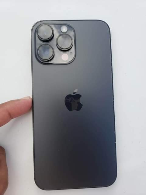 iPhone M.