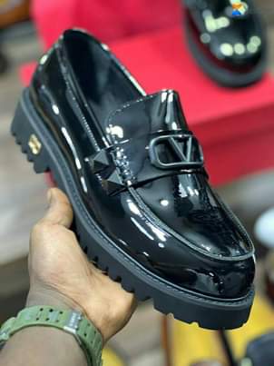 A picture of Men s shoes
