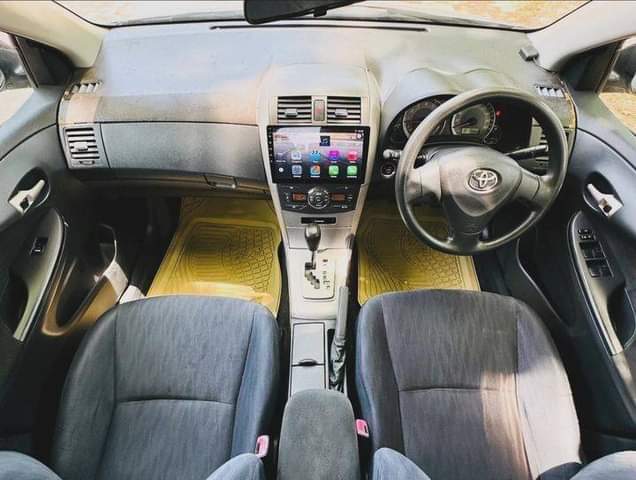 A picture of TOYOTA FIELDER 0718769401