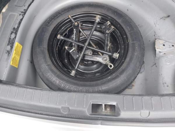 A picture of Foreign used standard unregistered 2009 Toyota Corolla with untempered engine