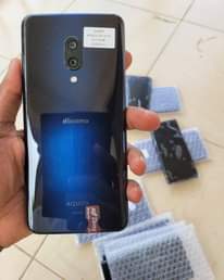 A picture of SHARP AQOUS ZERO 2...256GB.8GBRAM. SINGLE LINE ..3150MAH BATTERY.IN SCREEN FINGERPRINT