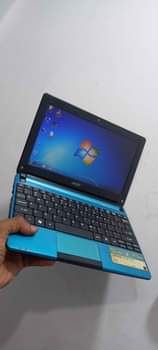 A picture of MIN ECER HDD 320GB RAM 2GB WiFi bettery 4hrs Tell