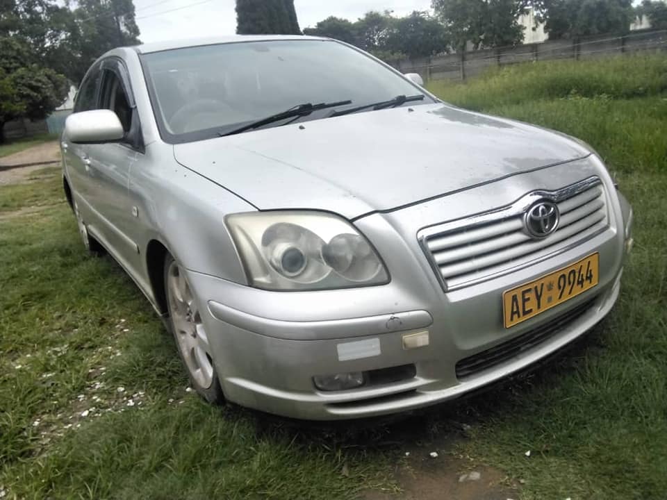 used toyota avensis