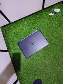 A picture of DELL LATITUDE CORE i5