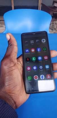 A picture of samsung a12