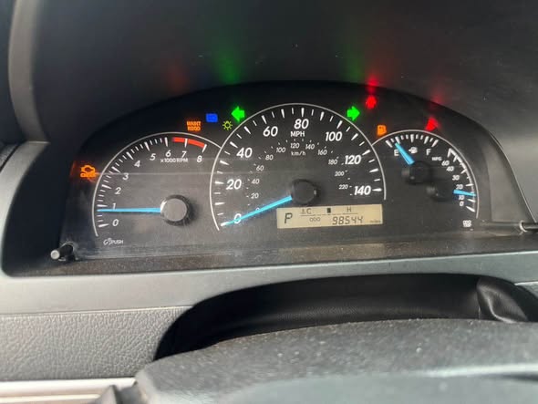 A picture of Foreign used Toyota Camry Le 2013 model 12 5m