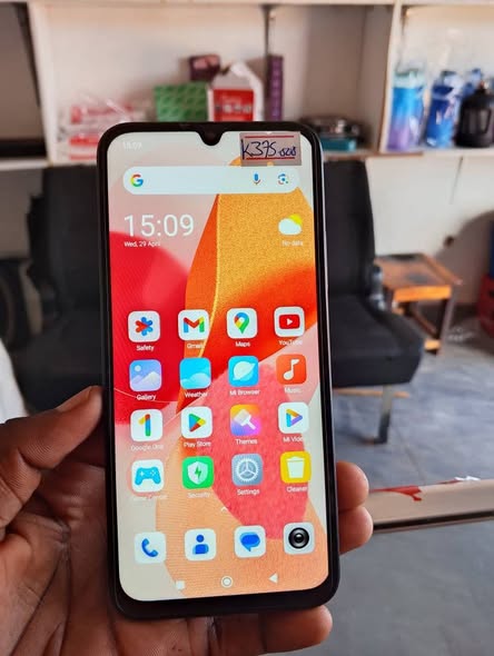 A picture of Redmi 15c