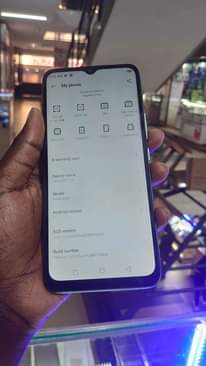 A picture of Infinix hot 12i