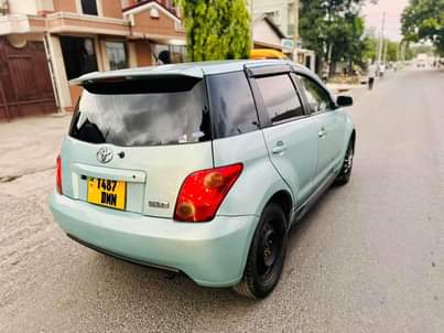 A picture of Toyota ist