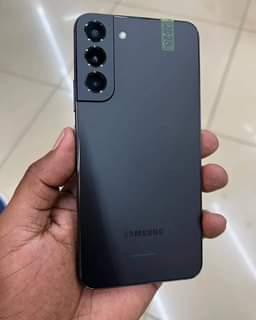 Iphoné S.