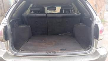 A picture of Lexus RX300